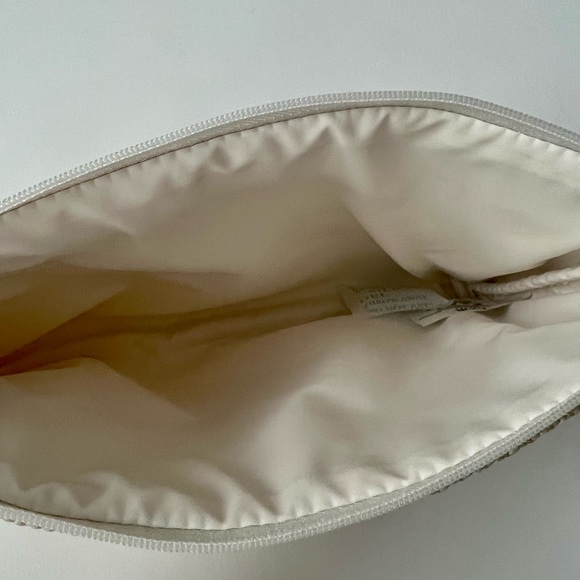 Dior makeup bag - Picture 5 of 9